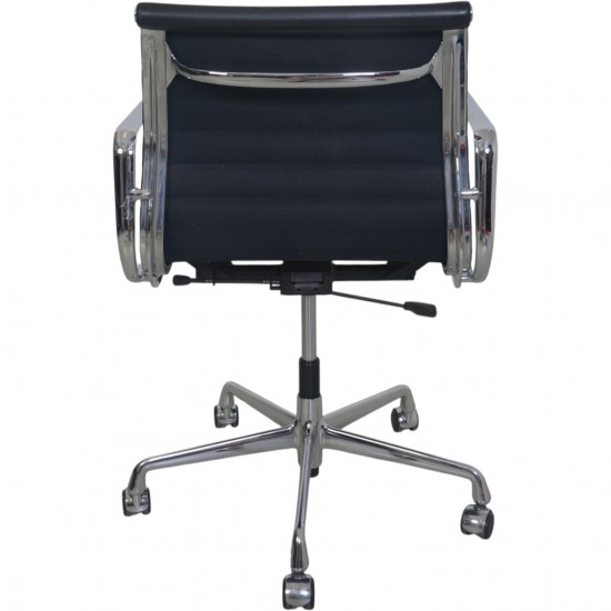 Charles Eames Ea117 kontorstol 2006