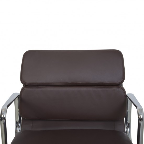 Charles Eames EA208 softpad stol i Nevada coffee anilin læder 2007