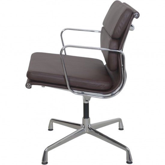 Charles Eames EA208 softpad stol i Nevada coffee anilin læder 2007