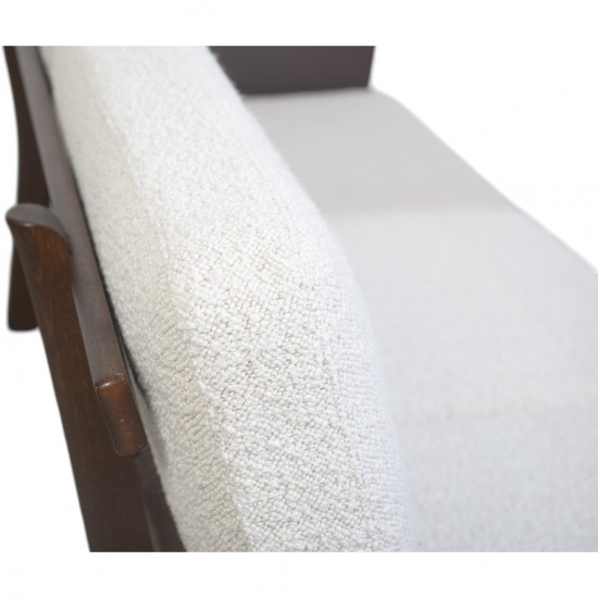 Hans Wegner GE236 betrukket med Dedar Milano Boucle 1980'erne