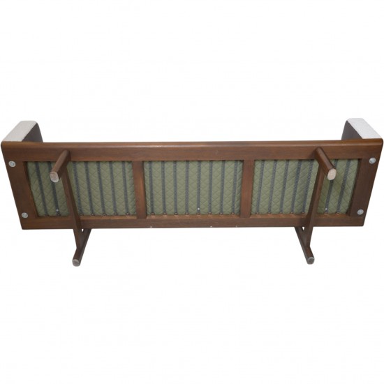 Hans Wegner GE236 betrukket med Dedar Milano Boucle 1980'erne