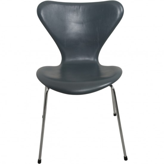 Sæt af 6 Arne Jacobsen Syver stole i gråt læder 1986
