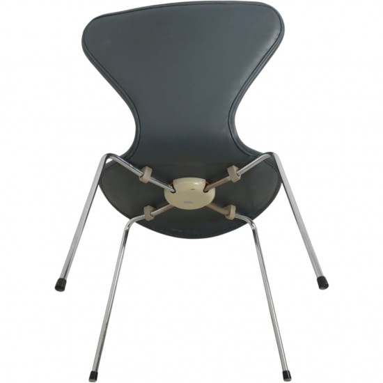 Sæt af 6 Arne Jacobsen Syver stole i gråt læder 1986