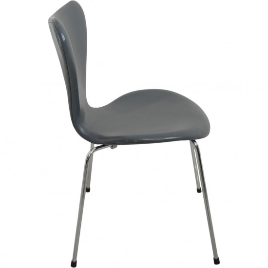 Sæt af 6 Arne Jacobsen Syver stole i gråt læder 1986