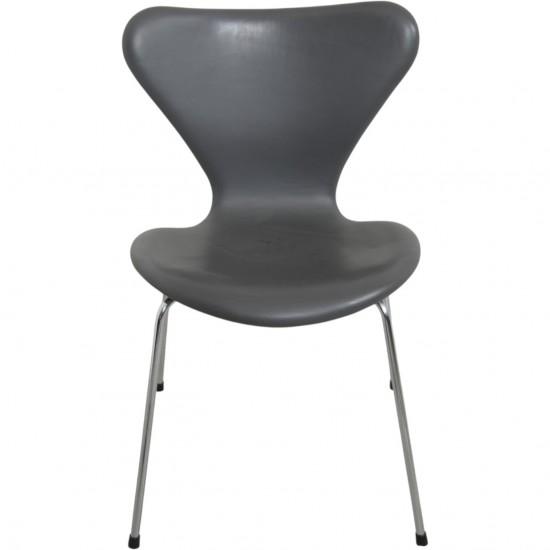 Sæt af 6 Arne Jacobsen Syver stole i gråt læder 1986