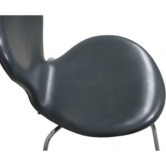 Sæt af 6 Arne Jacobsen Syver stole i gråt læder 1986