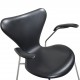 Sæt af 5 Arne Jacobsen Syver armstole i sort læder 1990'erne