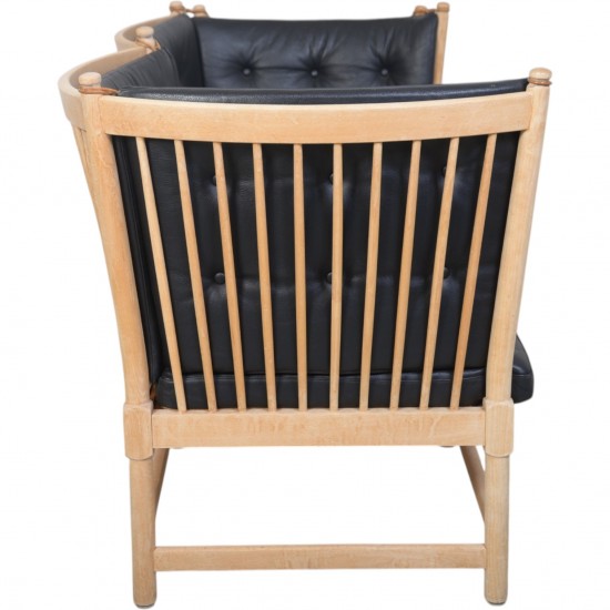Børge Mogensen Spoke back sofa in beech and black leather 1963