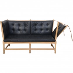 Børge Mogensen Spoke back sofa in beech and black leather 1963