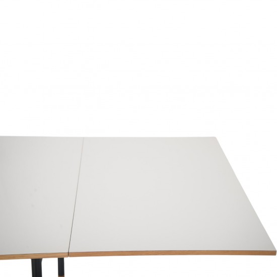 Finn Juhl white Nyhavns table 2020