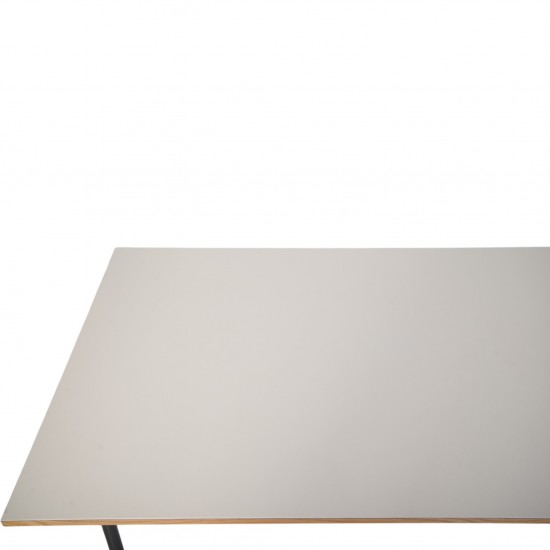 Finn Juhl white Nyhavns table 2020