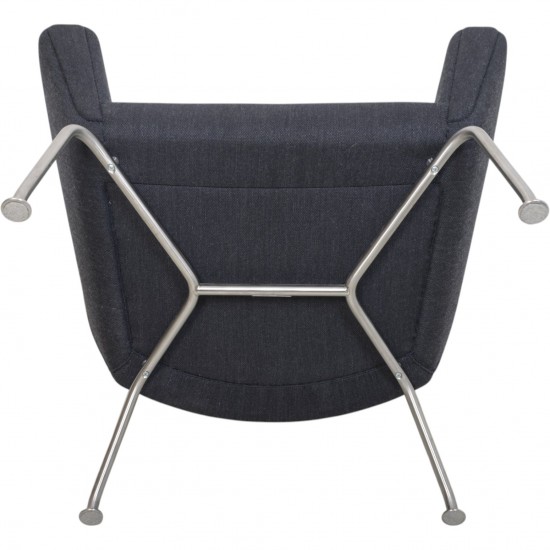 Hans Wegner Wingchair with stool in grey fabric 2019