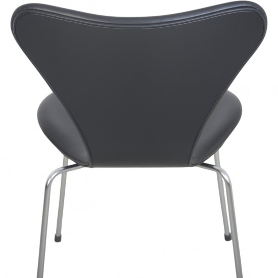 Sæt af 6 Arne Jacobsen Syver stole i sort læder 2000'erne