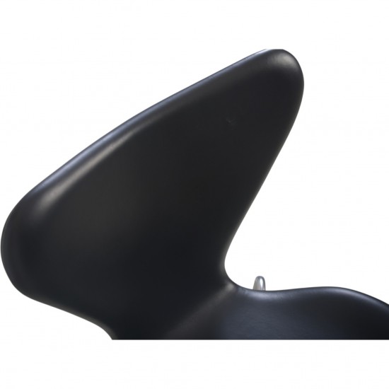 Sæt af 6 Arne Jacobsen Syver stole i sort læder 2000'erne
