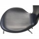 Sæt af 6 Arne Jacobsen Syver stole i sort læder 2000'erne