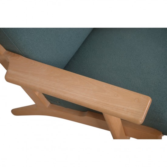 Hans Wegner Ge290a loungestol i grønt stof og bøg 2000'erne