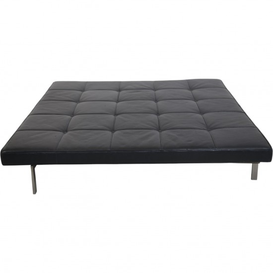 Poul Kjærholm PK81 daybed i sort læder 1980'erne