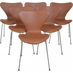 Set of 6 Arne Jacobsen Seven chairs in walnut classic leather 1979
