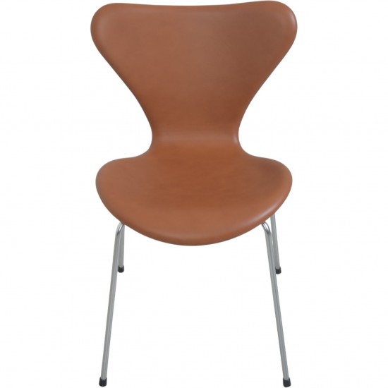Set of 6 Arne Jacobsen Seven chairs in walnut classic leather 1979