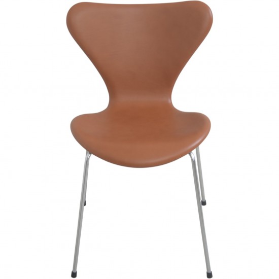 Set of 6 Arne Jacobsen Seven chairs in walnut classic leather 1979
