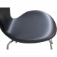 Set of 8 Arne Jacobsen Seven chairs in black classic leather 2000s