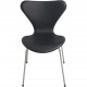 Set of 8 Arne Jacobsen Seven chairs in black classic leather 2000s