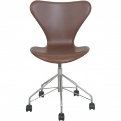 Arne Jacobsen 3117 office chair in mokka classic leather 1997