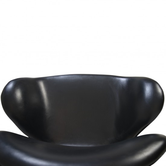 Arne Jacobsen vintage Swan chair in black leather 1960s