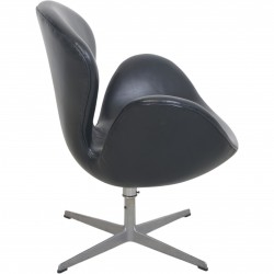 Arne Jacobsen vintage Swan chair in black leather 1960s