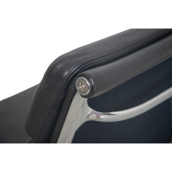 Charles Eames Ea208 chair in black leather 2008