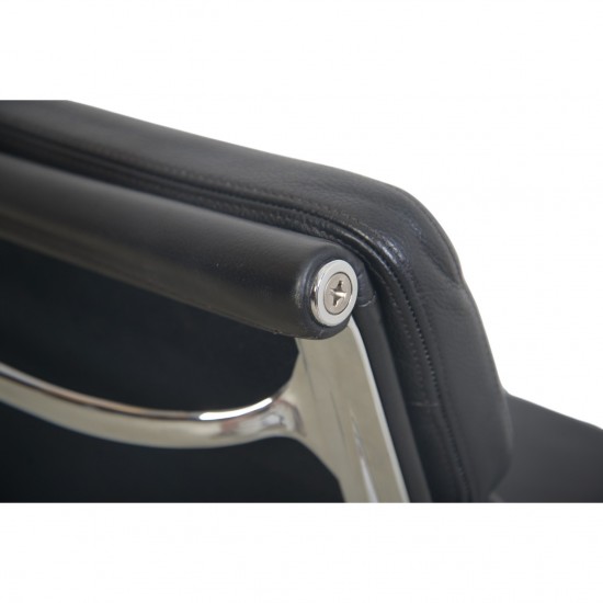 Charles Eames Ea208 chair in black leather 2008