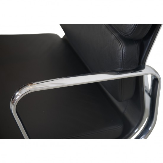 Charles Eames Ea208 chair in black leather 2008