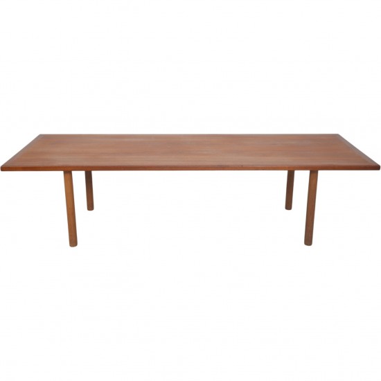 Hans Wegner AT12 coffeetable of teak 1960s