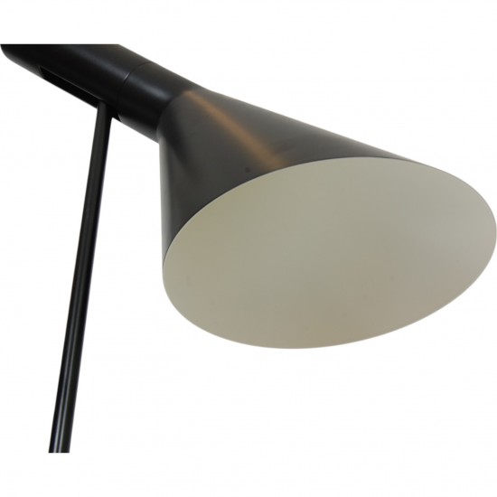 Ny Sort Arne Jacobsen bordlampe