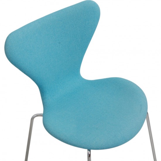 Sæt med 6 Arne Jacobsen Syver stole i blåt stof