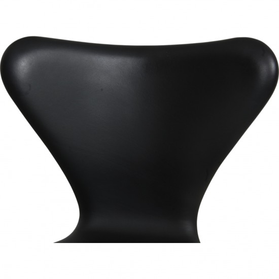 Sæt med 6 Arne Jacobsen Syver stole i sort Essential læder