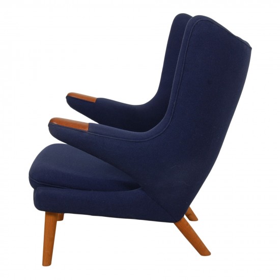 Hans Wegner papa bear chair in blue fabric
