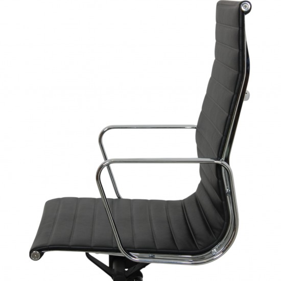Charles Eames Ea-119 kontorstol i sort læder