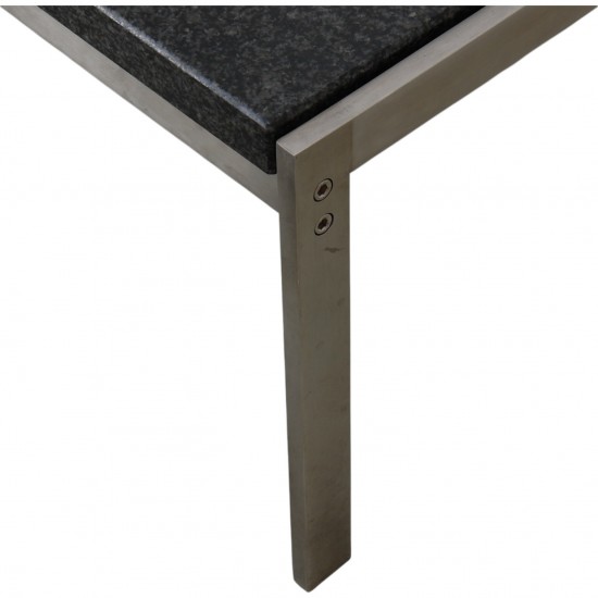 Poul Kjærholm PK63a bord sort granit