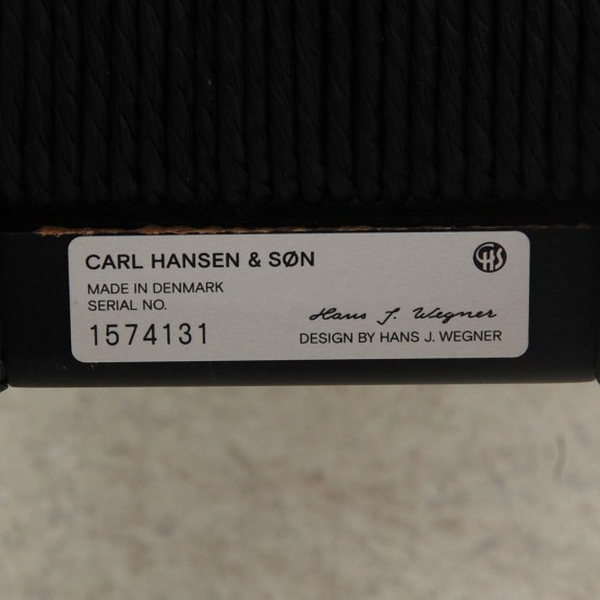 Sæt med 2 sorte Hans Wegner CH24 stole