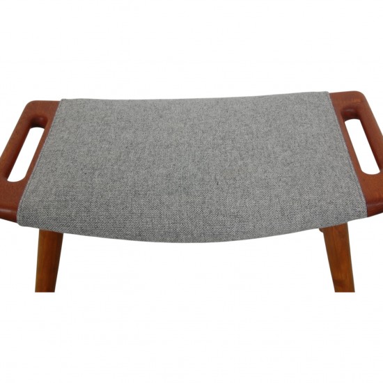 Hans Wegner Bamse stol med skammel i gråt Hallingdal stof