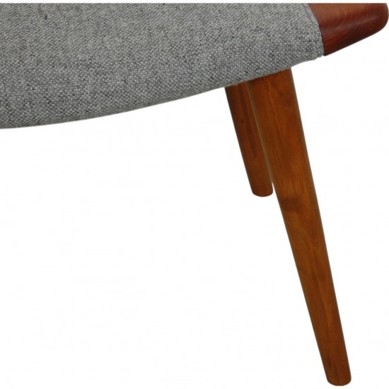 Hans Wegner Bamse stol med skammel i gråt Hallingdal stof