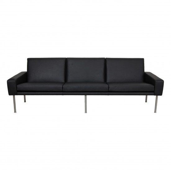 Hans J Wegner 3pers Airport sofa newly upholstered with black bison leather