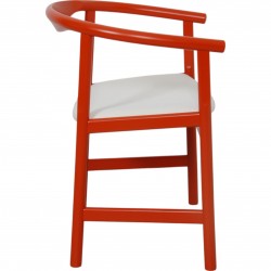 Hans Wegner orange PP203 chair