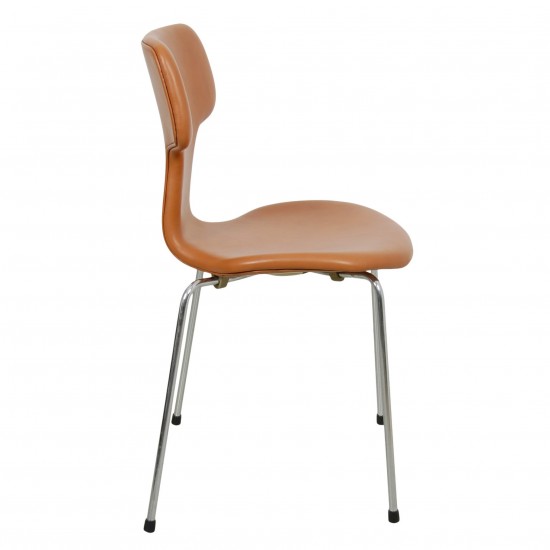 Arne Jacobsen T-chair reupholstered i cognac classic leather