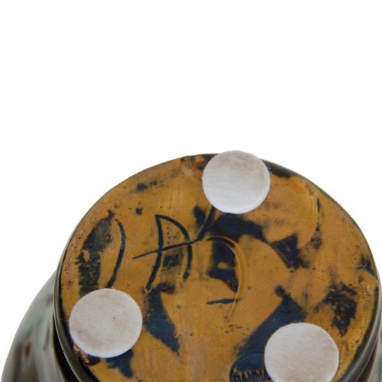 Herman A. Kähler. Høj vase af lertøj.