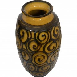 H.A. Kähler. Vase af lertøj. 