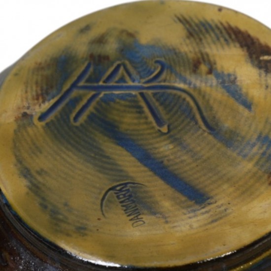 Herman A. Kähler. Vase af keramik. 