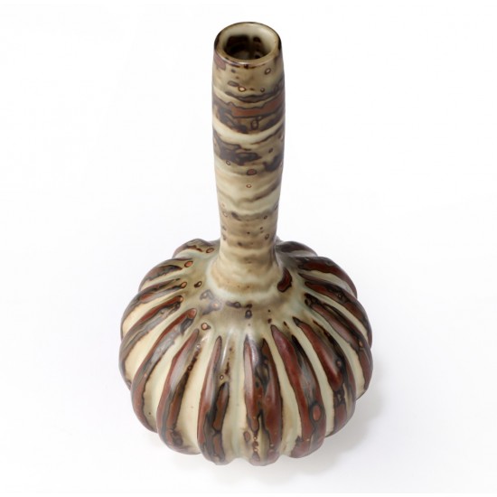 Axel Salto (1889-1961). Stoneware vase, decorated with sung glaze. Axel Salto (1889-1961). Stoneware vase, decorated with sung glaze.