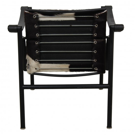 Le Corbusier LC-1 stol hairyskin sort og hvid